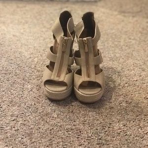 **NWT** Nordstrom 14th&union tan wedges